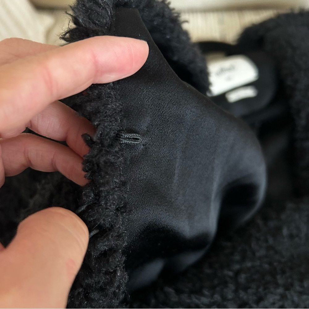 Aritzia Wilfred Laboratoire Fur Teddy Sherpa Coat - Picture 7 of 8